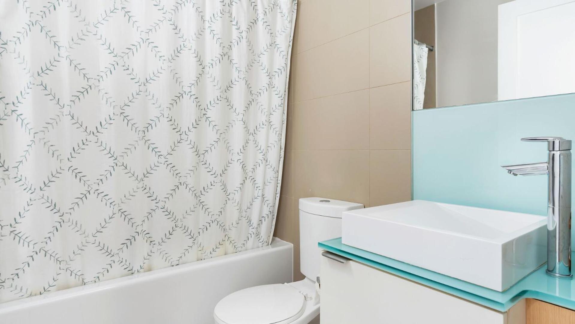 2Bedroom Cn Tower And Water Views - Free Parking - Rooftop Pool Toronto Buitenkant foto